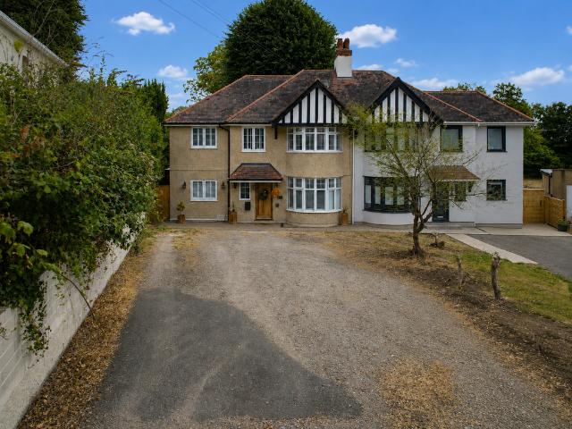 House for sale in Derwen Fawr, Nangreaves