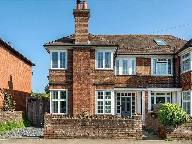 House for sale in Fole, Surrey