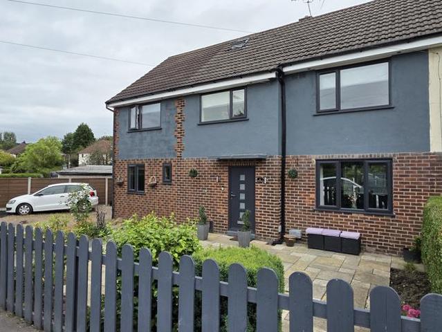 House for sale in Waterloo, Compstall