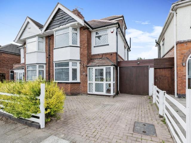 House for sale in Belgrave, Old Wharf