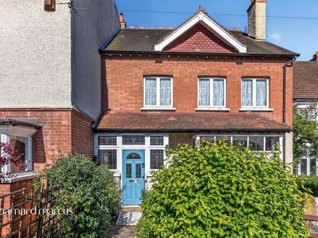 House for sale in London Borough of Croydon, Purley