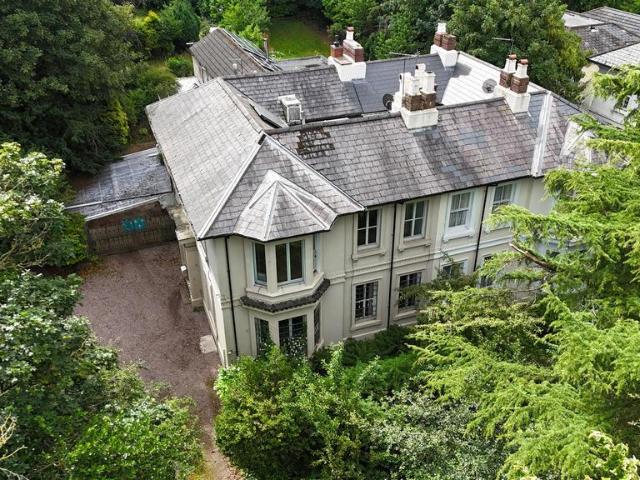 House for sale in Goldthorn Hill, Penn