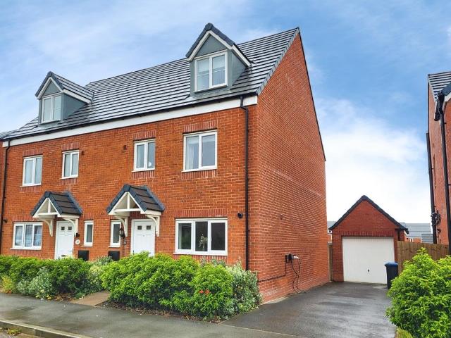 House for sale in Stanford On Avon, Leicestershire