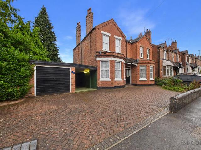 House for sale in Winshill, Beamhurst