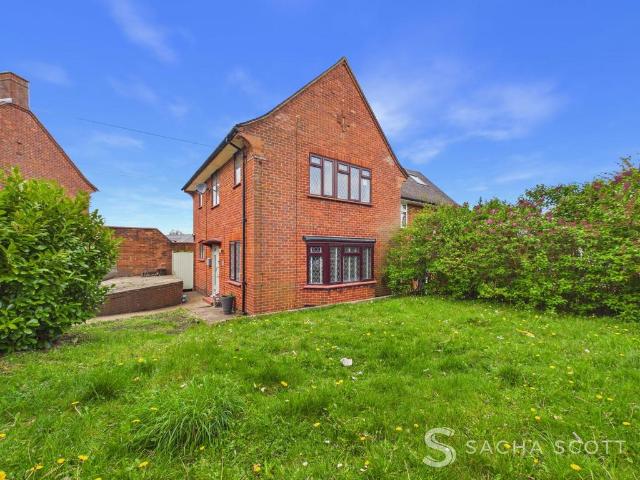 House for sale in Nork, Red Hill