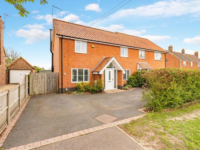 House for sale in East Tuddenham, Norfolk