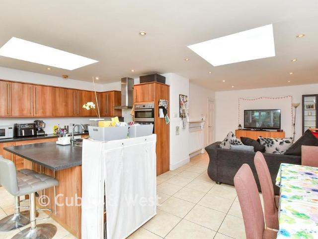 House for sale in Hollingbury, Patcham