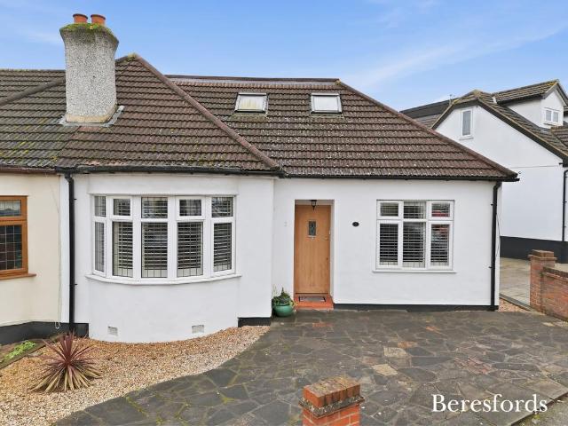 House for sale in Upminster, Greater London
