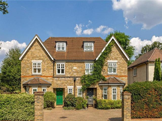 House for sale in London Borough of Merton, Raynes Park