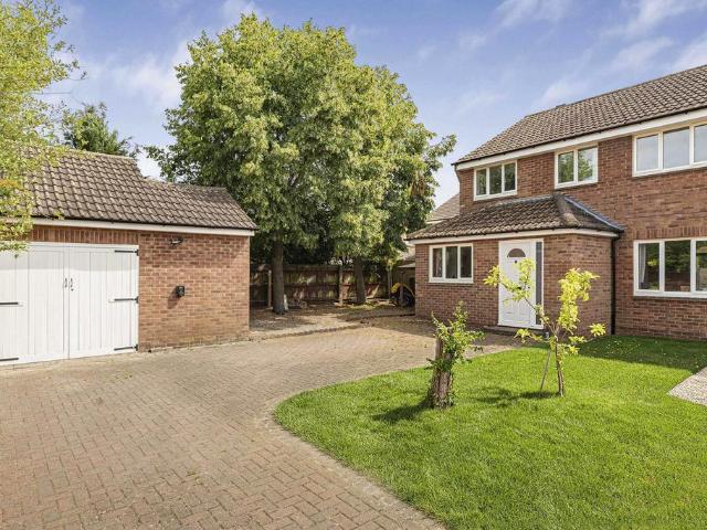 House for sale in Peachcroft, Vale of White Horse