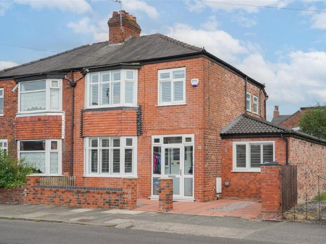 House for sale in Georgia, Greater Manchester