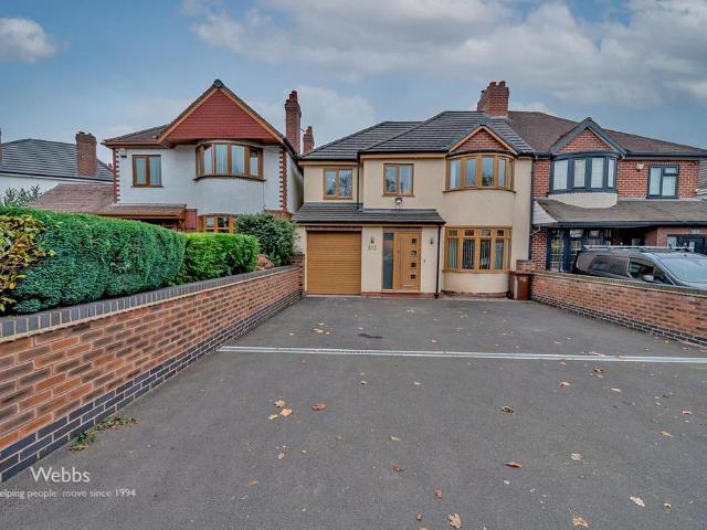 House for sale in Bloxwich, West Midlands