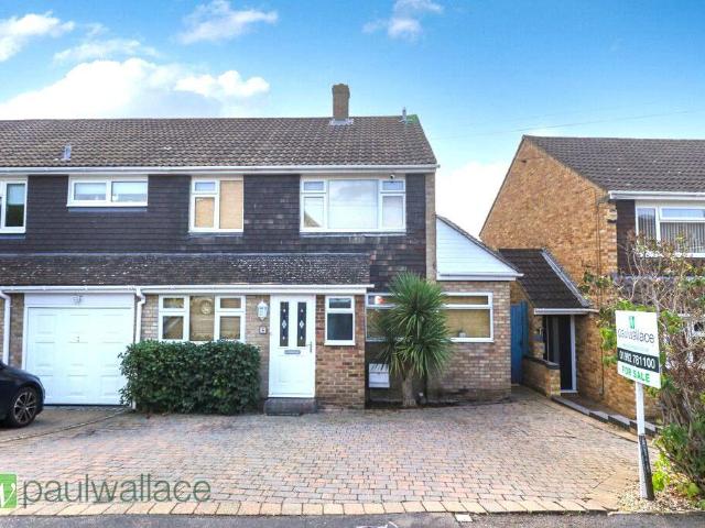 House for sale in Cheshunt, Broxbourne