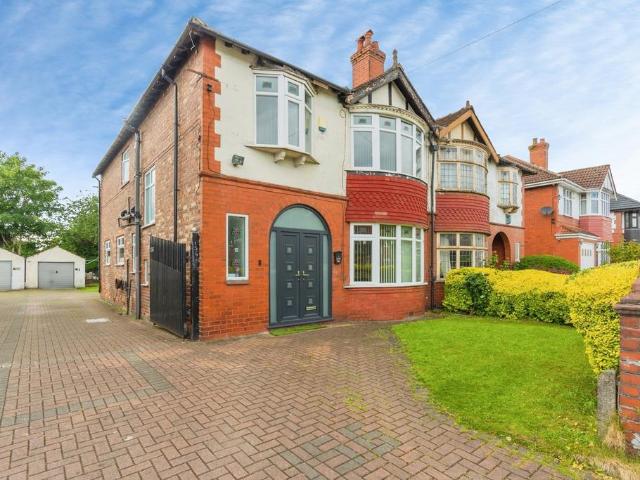 House for sale in Old Trafford, Trafford Park