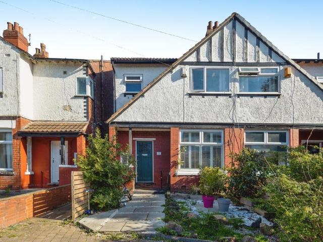 House for sale in Georgia, Greater Manchester