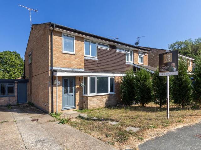 House for sale in Perryfields, West Sussex