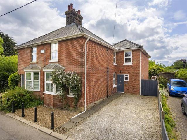 House for sale in The Bridge, Kent