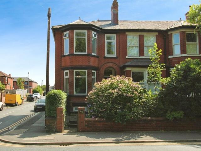 House for sale in Moorside, Salford