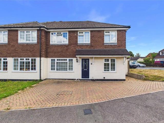 House for sale in West End, Heol-las