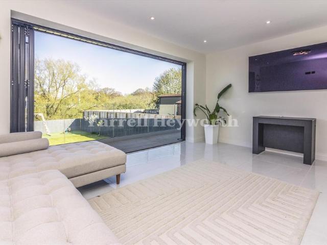 House for sale in Ashton-on-Ribble, Higher Bartle