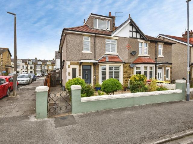 House for sale in West End, Bare