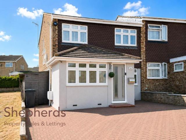 House for sale in Broxbourne, Hertfordshire