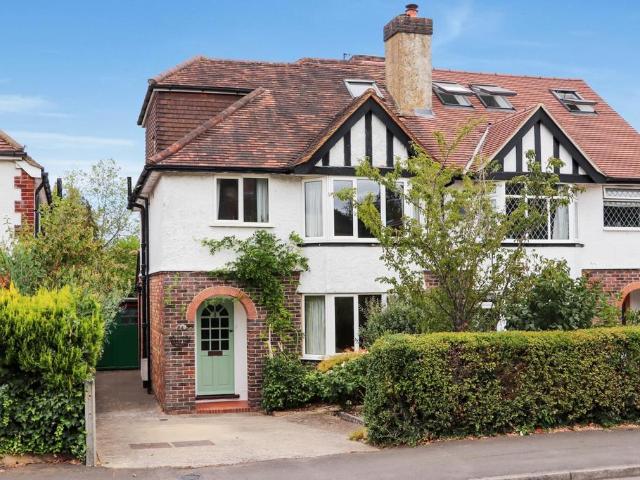 House for sale in Bellfields, Westborough