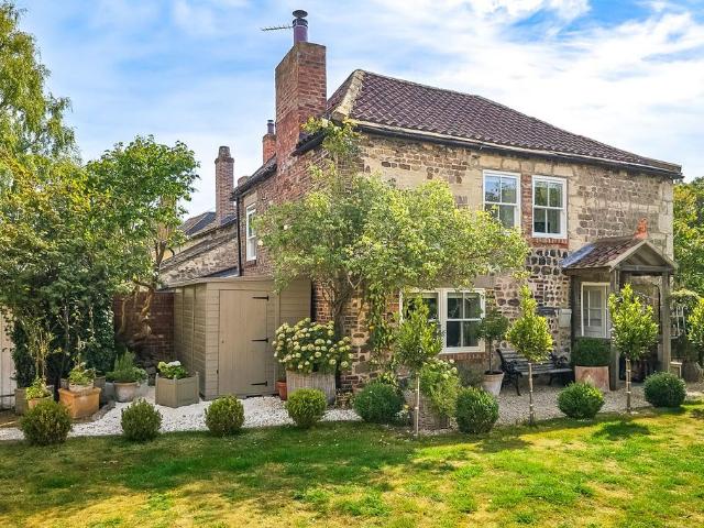 House for sale in Studley Roger, North Yorkshire