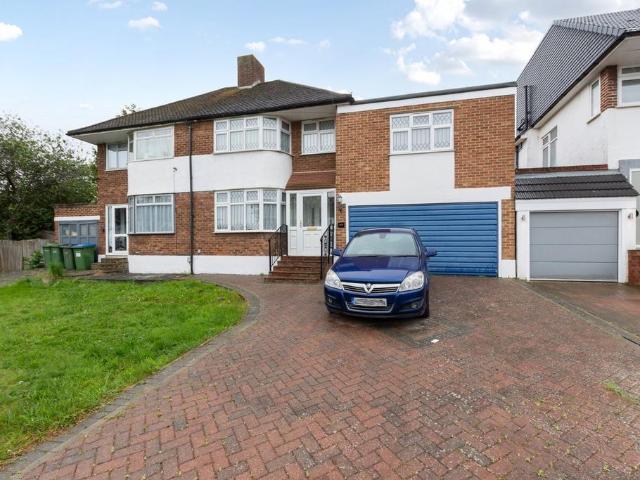 House for sale in New Eltham, Greater London