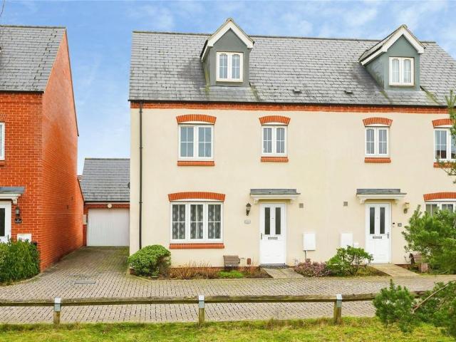 House for sale in Kingsmere, Cherwell