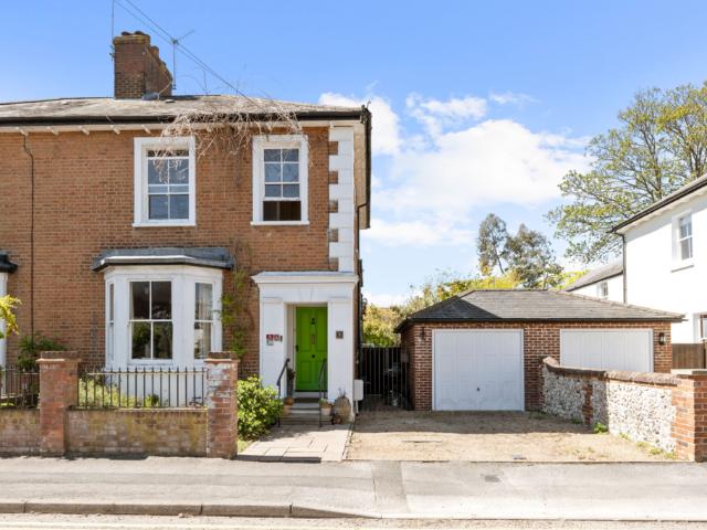 House for sale in Woodcote, Epsom