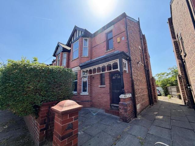 House for sale in Gorse Hill, Trafford Park