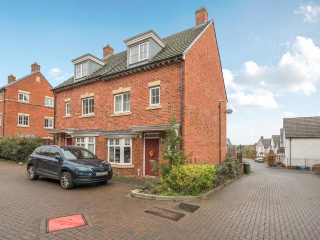 House for sale in Repton Grange, Feckenham