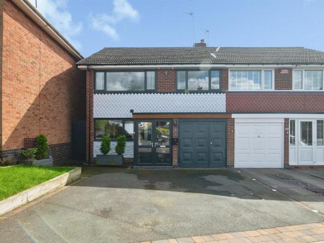 House for sale in West Bromwich, West Midlands
