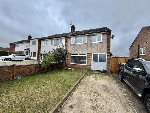 House for sale in Barwick in Elmet and Scholes, Barwick In Elmet