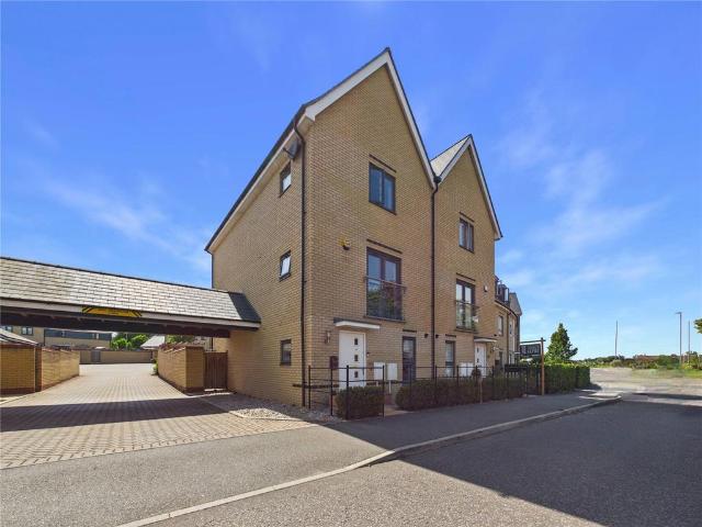 House for sale in Fordham Heath, Essex