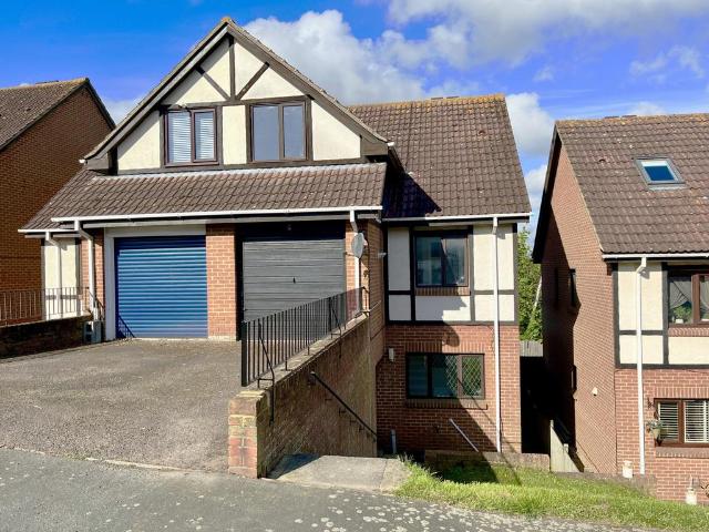 House for sale in Monks Orchard, Kent