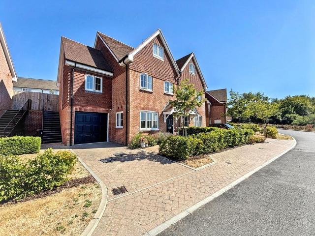 House for sale in Battle, Heathlands