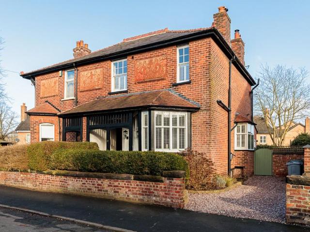 House for sale in Knutsford