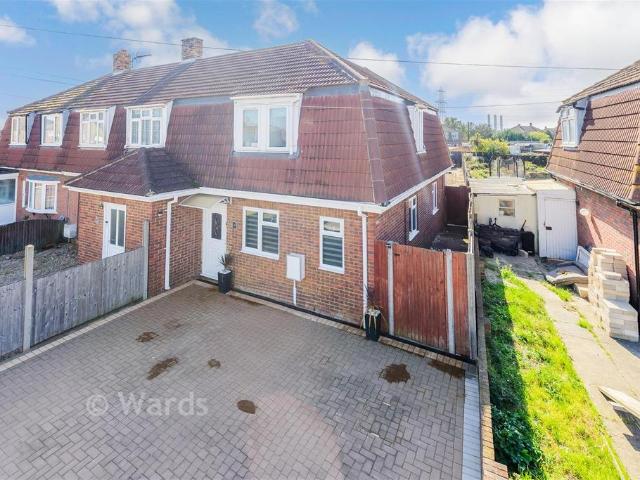 House for sale in Isle of Grain, Grain