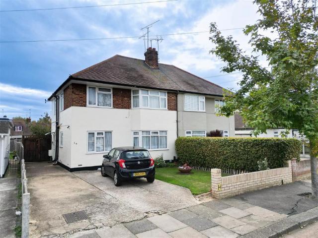 House for sale in Prittlewell, Alton Barnes