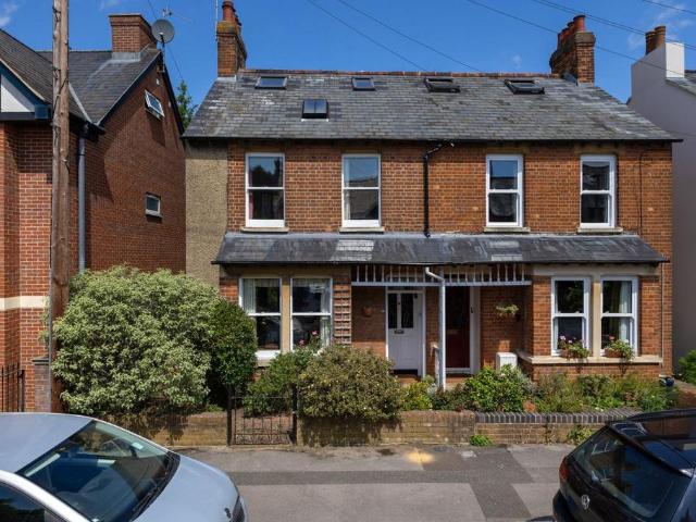 House for sale in The Slade, Oxfordshire
