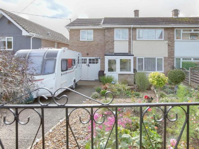 House for sale in Wethersfield, Braintree