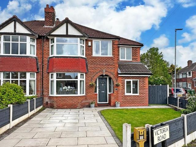House for sale in Timperley, Trafford Park