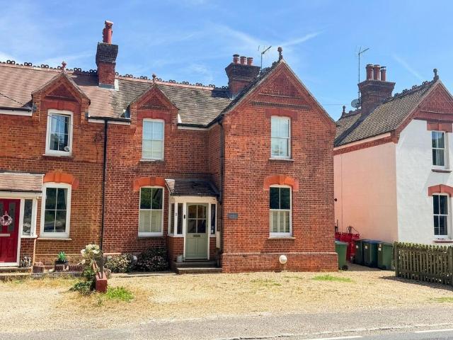House for sale in Horsham, West Sussex
