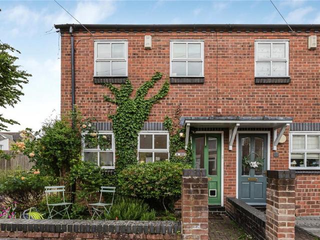 House for sale in The Slade, Oxfordshire