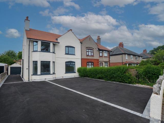 House for sale in Bare