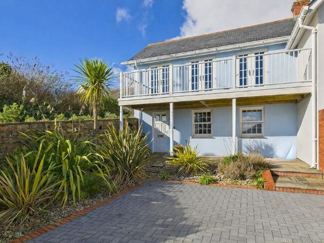 House for sale in St Mawes, Cornwall