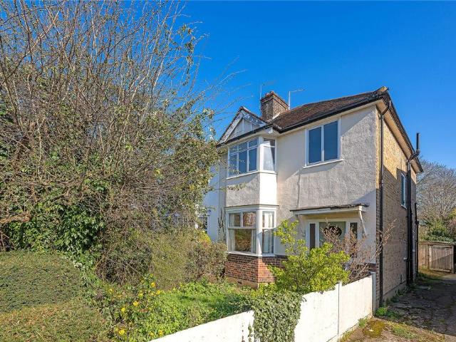 House for sale in London Borough of Hounslow, Strand