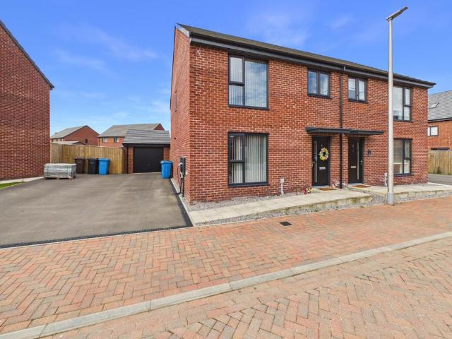 House for sale in Kingswood, Hull